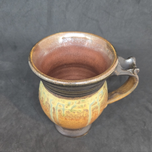 Studio Pottery Drip Glaze Thumb Grip Handle Footed Mug Cup Signed - Picture 3 of 15